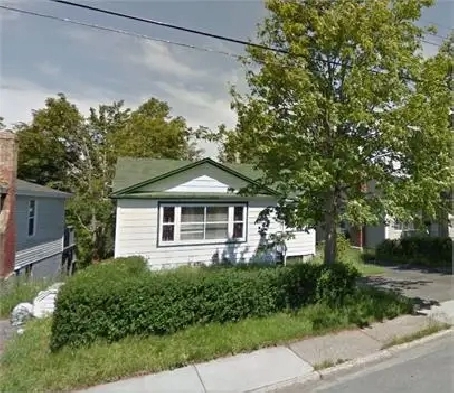 72 Grenfell Avenue - Single Family Home