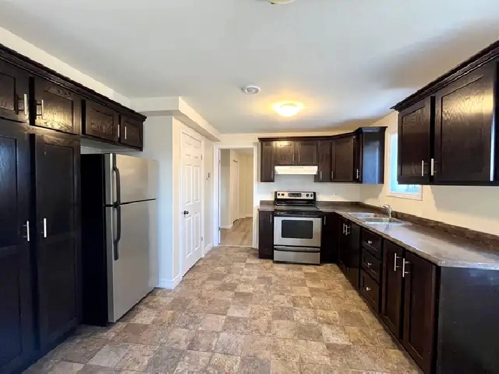 67A Rotary Dr - Spacious and Bright Two Bedroom Apt Near MUN