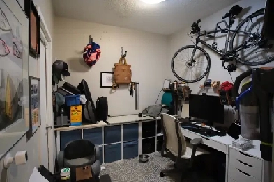 1-Bed   Den   Parking/Locker/Water/Amenities (Dan Leckie Way) Image# 5