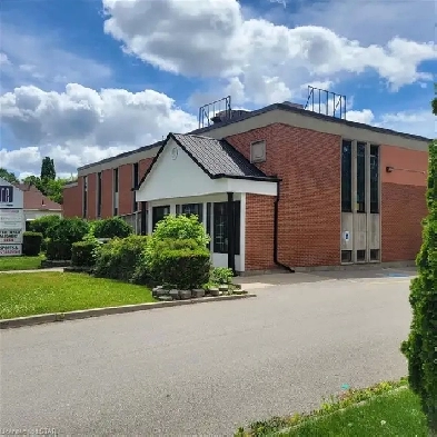 COMMERCIAL OFFICE SPACE (6 MONTHS FREE RENT)