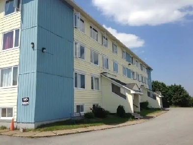 500 Douglas B111 - Ground level 2BR, H/L, Parking