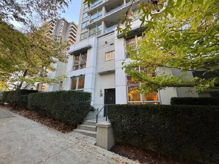 Coal Harbour Townhouse for rent