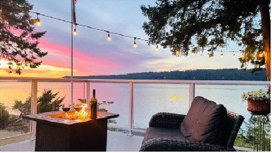 Waterfront 3 bdrm, 2 bath home, pets welcome! Available Feb 15 Image# 1