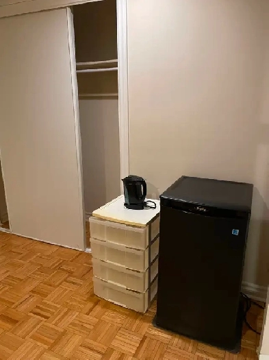 Room for Rent In Rexdale