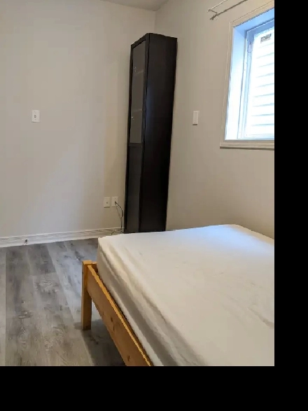 3rd Flr Bright Furnished Room & Parking @York University Village Image# 1