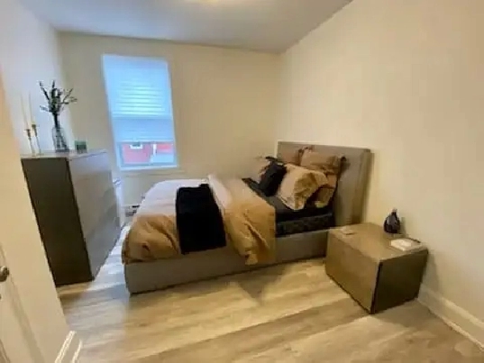 4 1/2 au centre-ville Beau logement