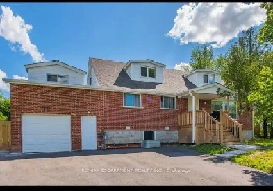 2 Bedroom Apt (second floor) in Richmond hill$2000/Month Image# 5