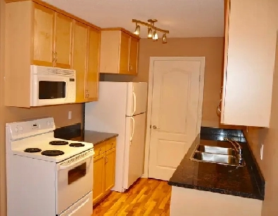 Woodland Crossing -  2 Bdrm Top Floor Condo Suite for Rent Image# 1