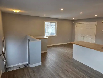 Beautiful Modern 3 Bed 4plex in Blackfalds, Small Pet Friendly! Image# 1