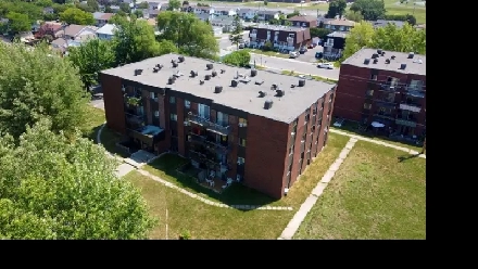 4 1/2 À LOUER ST-HUBERT - BLOC TRANQUILLE, PROPRE, PISCINE Image# 1