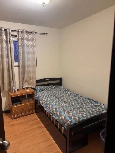 2 private rooms for rent Image# 2