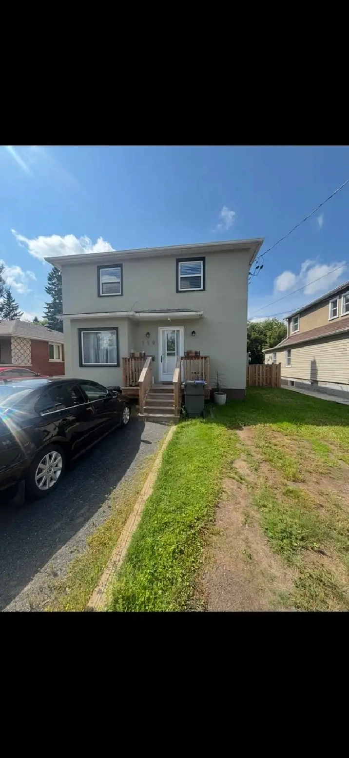 2 bedroom, 1 bath upstairs suite