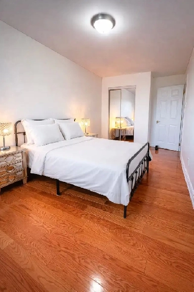 Spacious room for rent in Scarborough (Warden & Finch) Image# 1