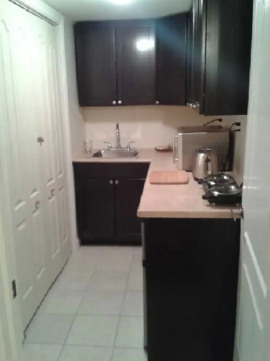 $ 850. Mar 1st. Furnished bedroom luxury home. Burlington Image# 1