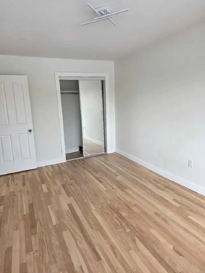 Merveilleux 5 1/2 metro fabre lumineux et spacieux dispo imm