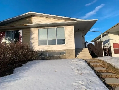 Dover 2 bedroom Sunny south facing Image# 1