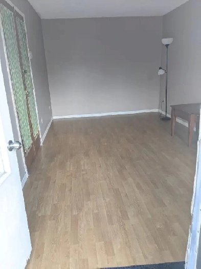 Move in today! Long or short term. Fisher/Meadowlands. ASAP Image# 5