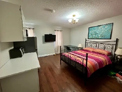 Furnished Master bedroom for rent, utilities and internet inc. Image# 1