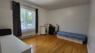 1er juillet à quelques minutes du Cégep Garneau pour étudiant(e) Image# 1