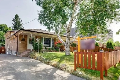 Sharing room for rent only for boy Image# 1