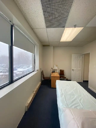Extra large room for rent at Yonge/Steeles Acupuncture  Clinic Image# 3