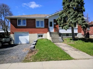 5 Bedroom House for Rent Image# 1