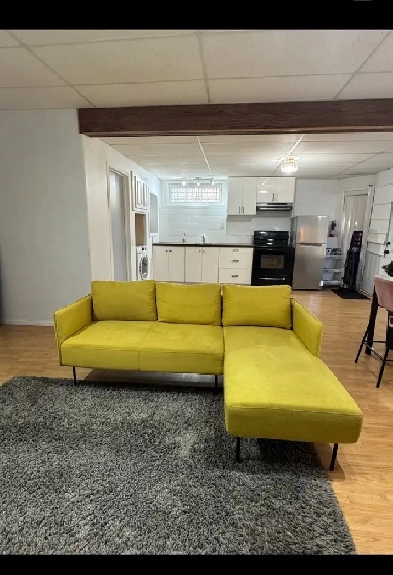 1 Bedroom 1 Bath Suite - Available Feb 15 Image# 1