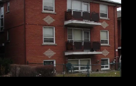 2 bedrooms in Etobicoke Image# 1