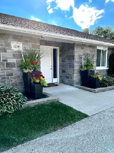 COSY Ground Level Bungalow Suite for Rent  Listowel