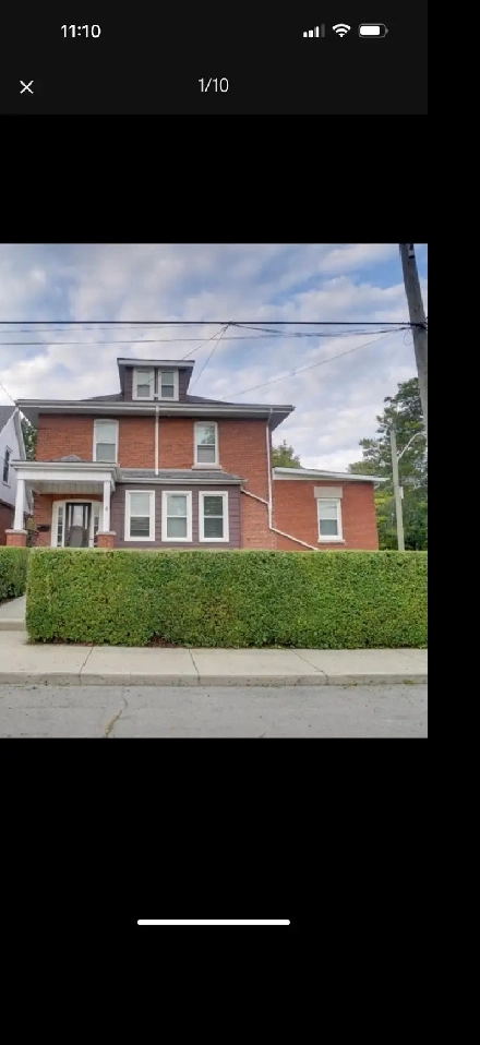 2 Student Rooms for rent near MCMaster Image# 1