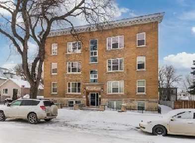 Beautifully Updated 2bdrm Condo close to all Major Conveniences! Image# 9