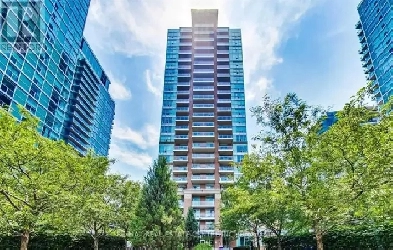 2 BED / 2 BATH / LARGE 900 SQFT - LIBERTY VILLAGE CONDO Image# 1
