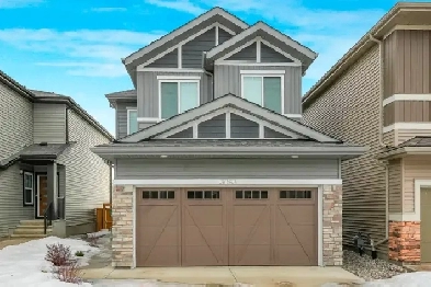 House for Sale with 2 Bed LEGAL Suite and SPICE KITCHEN Image# 1