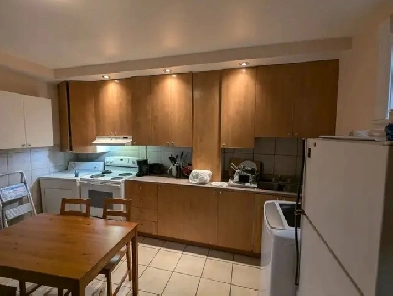 Grand 5 ½ à louer. Métro Jolicoeur. 1 mars. Image# 2