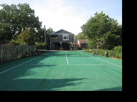 Brock #316 bus 2 min/walk to Glenridge av. non smoking MALE $550 Image# 1