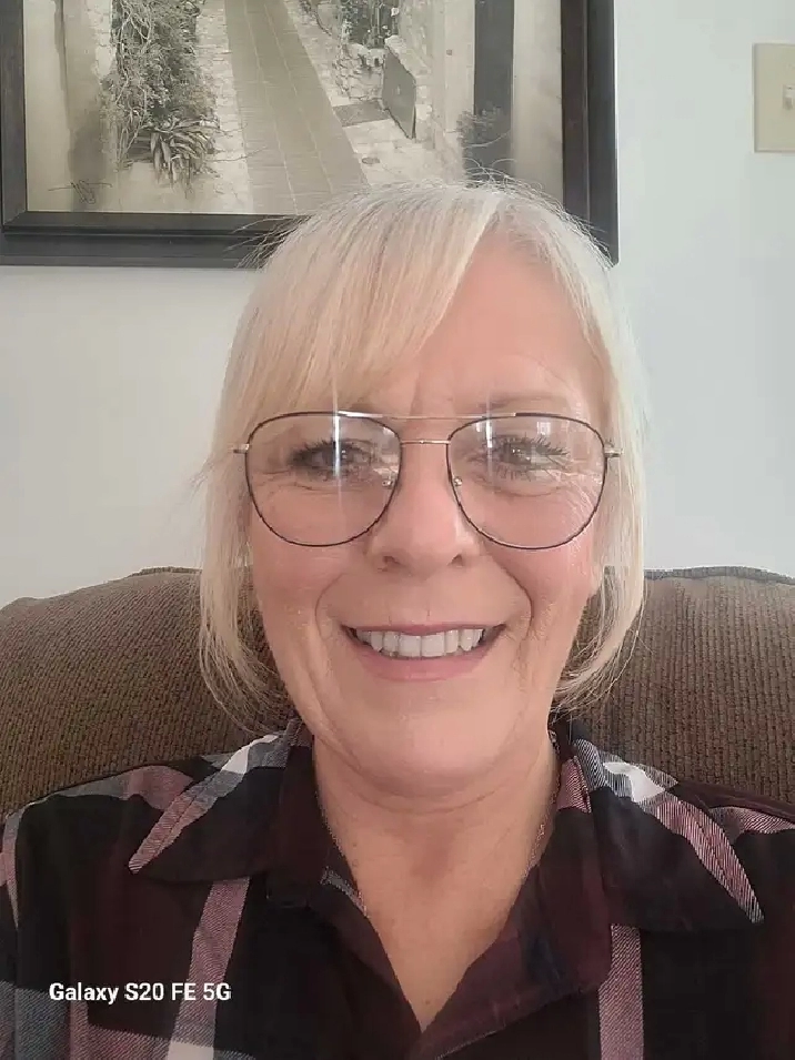 looking for a shared accommodation with a Christian woman