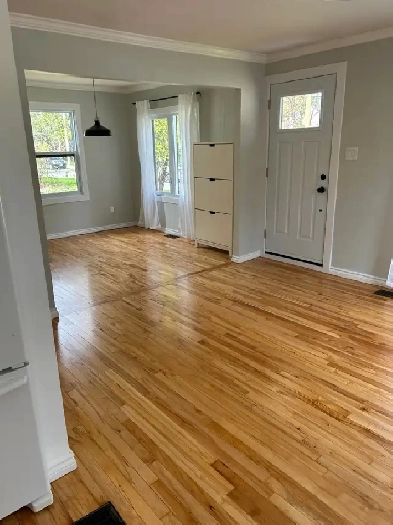 Excellent Single Family Home - Fisher Ave. Image# 3