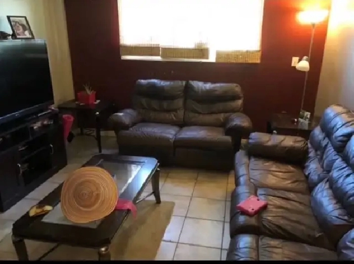 Leamington Rental 3 Bedroom 1 Bathroom