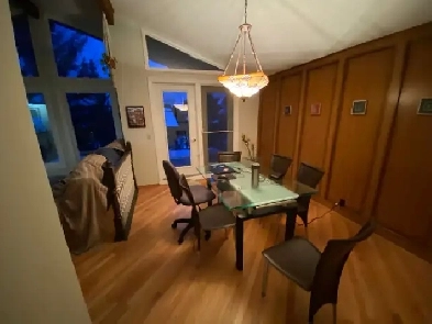 FURNISHED ROOM IN QUIET HAWKWOOD NW HOME Image# 1