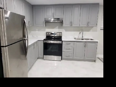 3 Bedroom Basement, 2 Washrooms, 2 Parking - MARCH 1st Image# 1