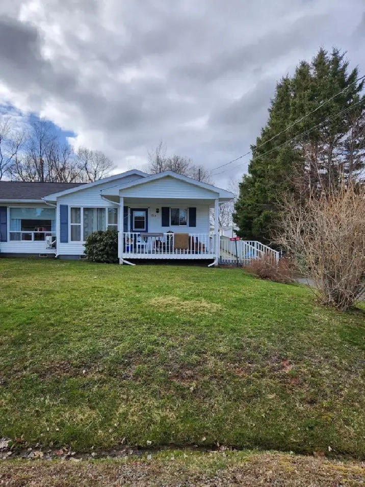 Senior/retirement duplex for rent/ Stewiacke