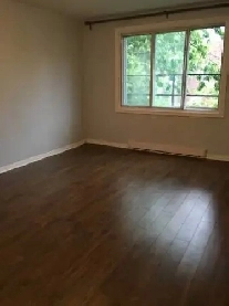 Fantastic Studio in NDG for March Image# 2