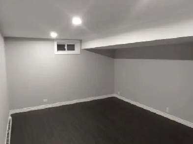 1 BEDROOM BASEMENT APARTMENT Image# 1