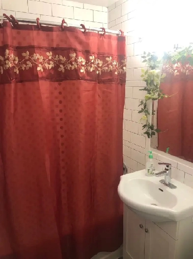 private bedroom available Image# 1