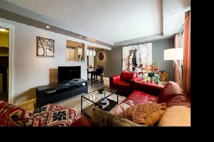 McKinnon Pointe Furnished (Short Term Rentals in Edmonton) Image# 2