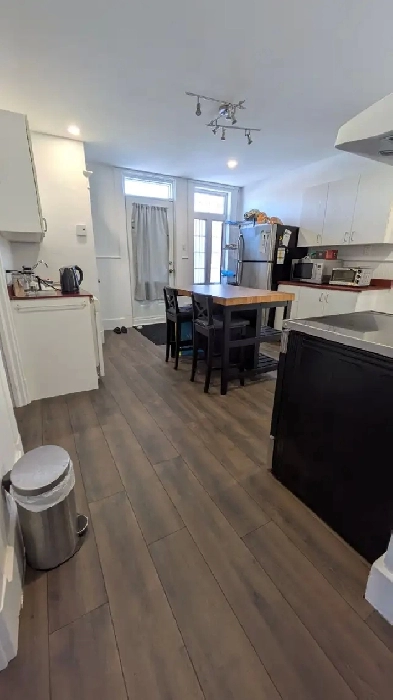 Grand 6 12 excellent emplacement beaucoup de cachet Maizeret