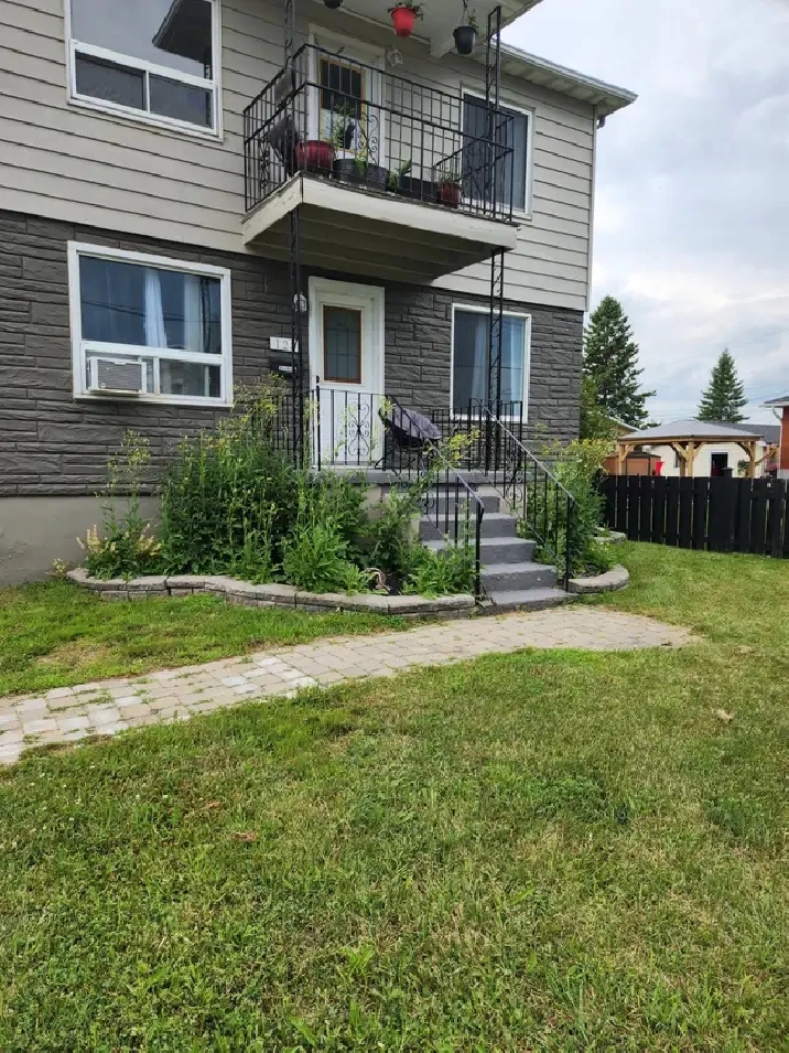 123 NEW ST, CORNWALL - MODERN 3 BDRM