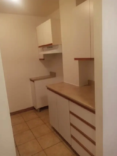 41/2 Lachine,renove,pres de hvy 20,Centre-Ville,chambres fermee. Image# 5