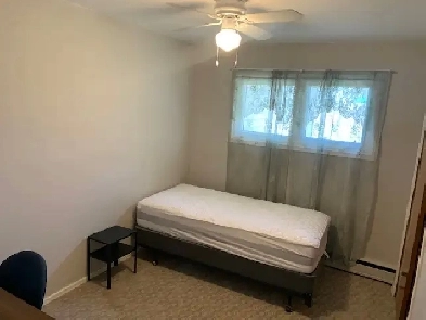 ROOM FOR RENT (Fully Furnished, close to Algoma University)