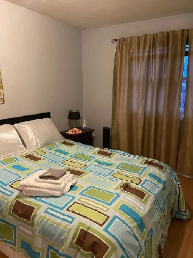 : 2 Rooms Available - Downtown Pickering (Close to Mall) Image# 1